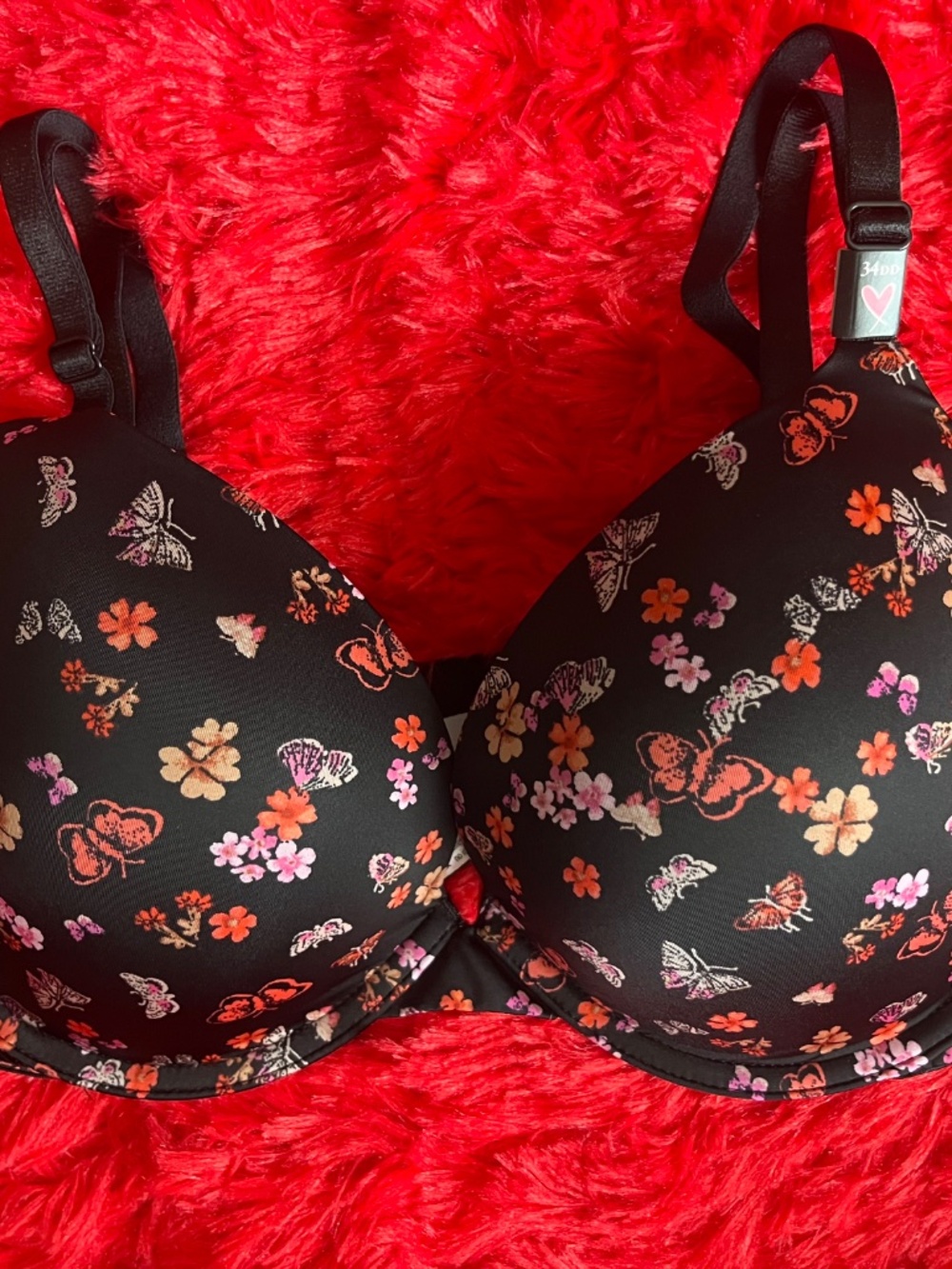 Victoria’s Secret Sexy Tee Push Up Bra Size 34DD NWT